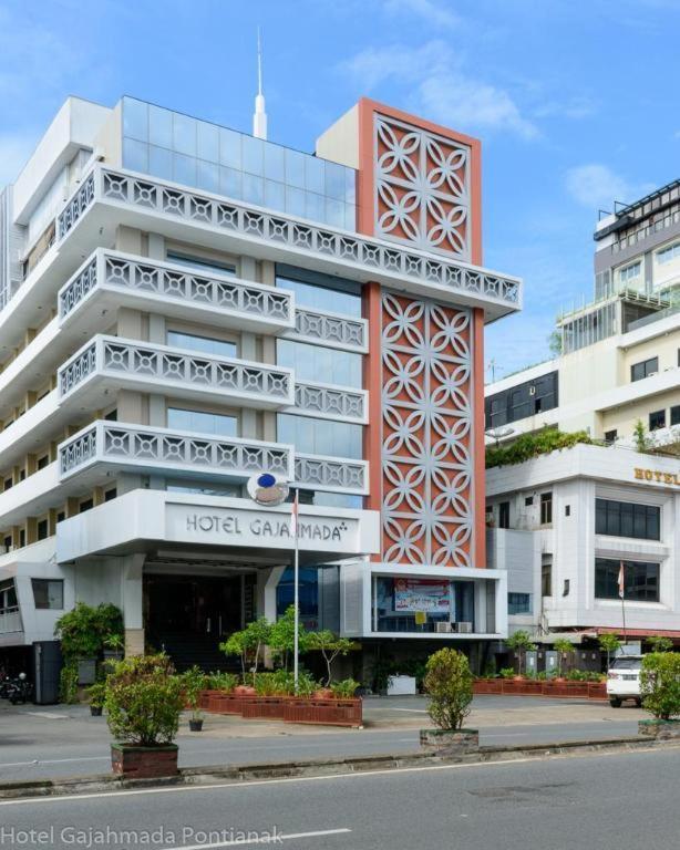 Hotel Gajahmada Pontianak Eksteriør billede