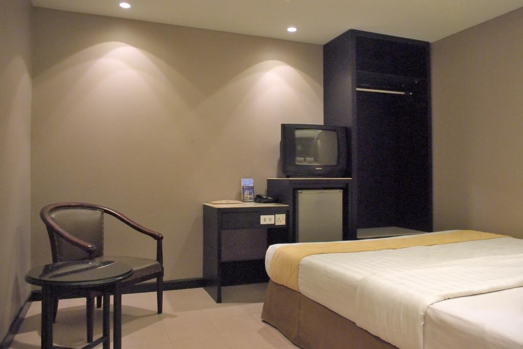 Hotel Gajahmada Pontianak Eksteriør billede