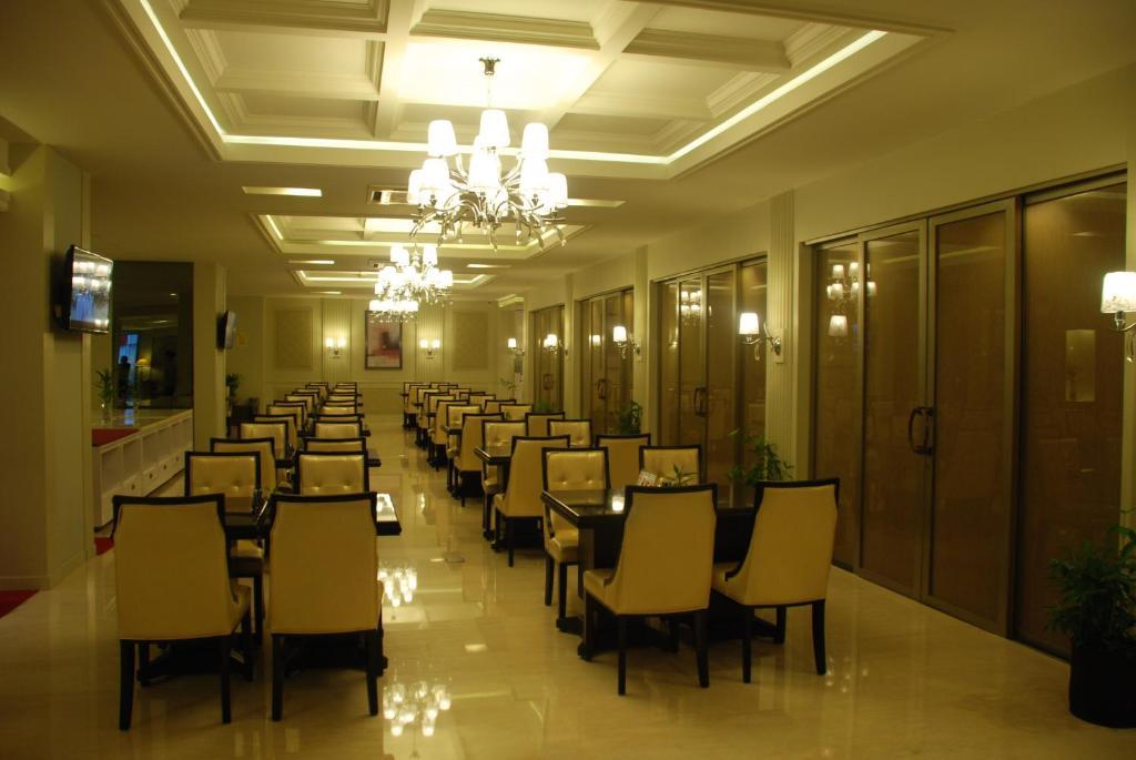 Hotel Gajahmada Pontianak Eksteriør billede